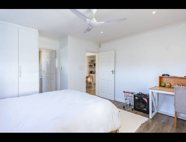 4 BEDROOM HOUSE FOR SALE IN FLAMINGO VLEI